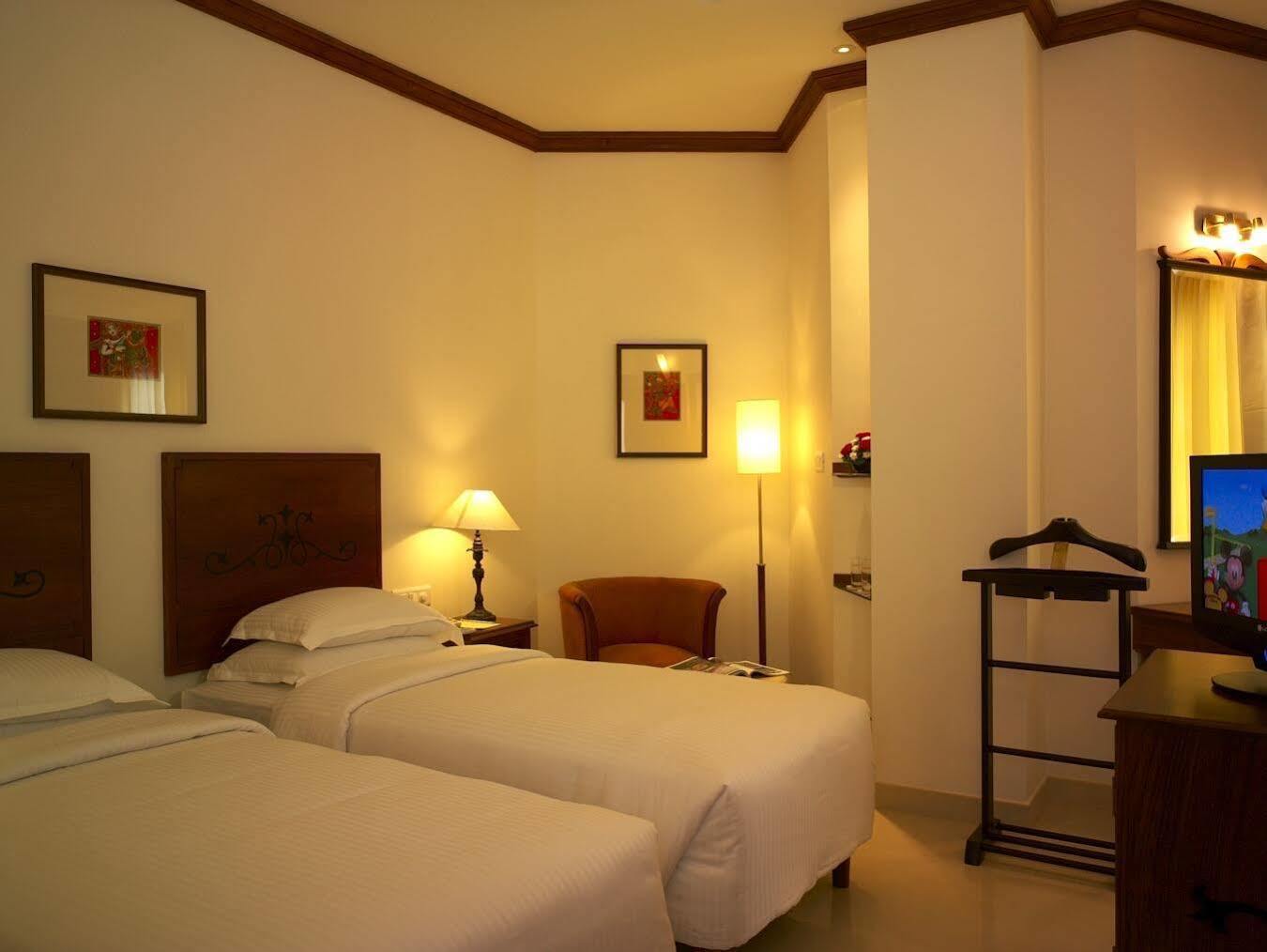 Nani Hotel Kollam Kültér fotó